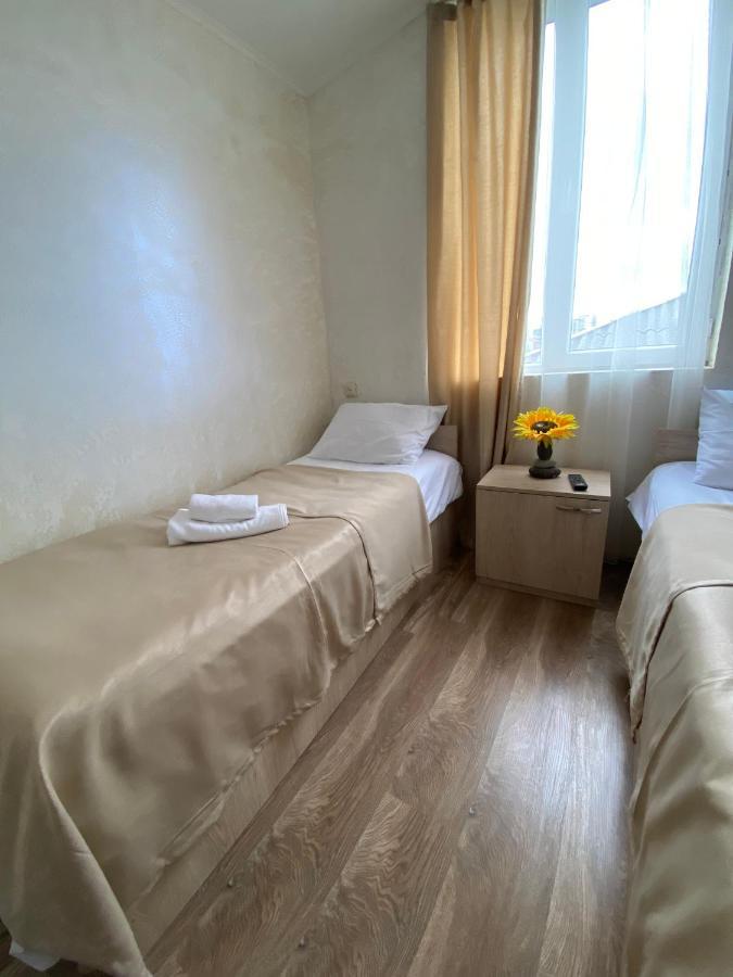 Holiday House Chkonia Hotel Batumi Exterior foto