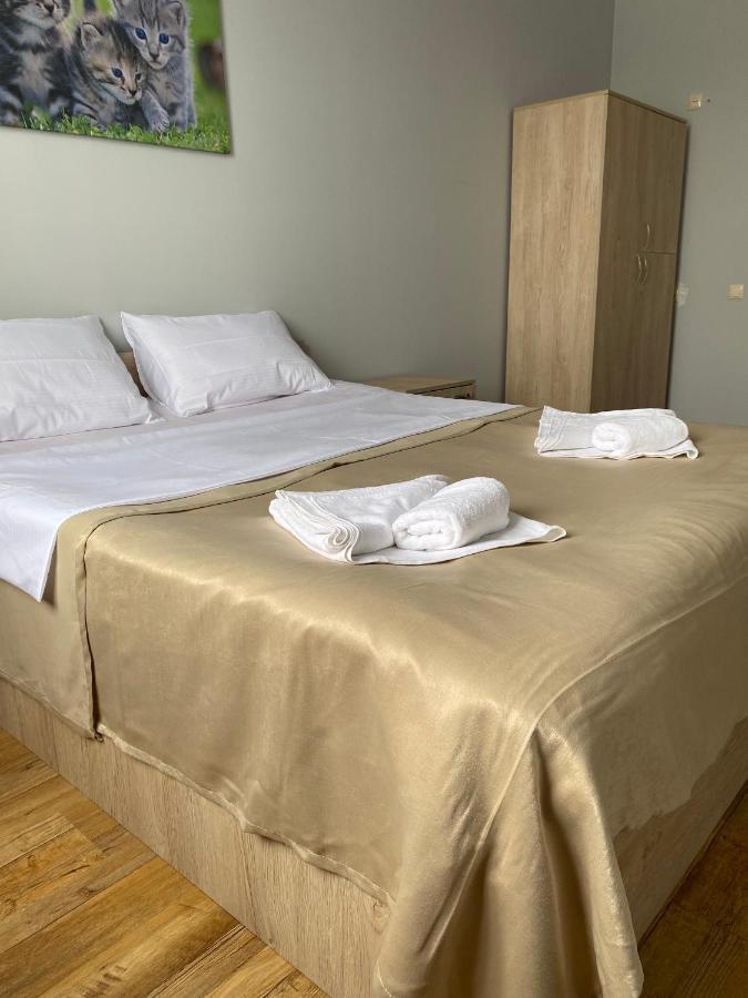 Holiday House Chkonia Hotel Batumi Exterior foto