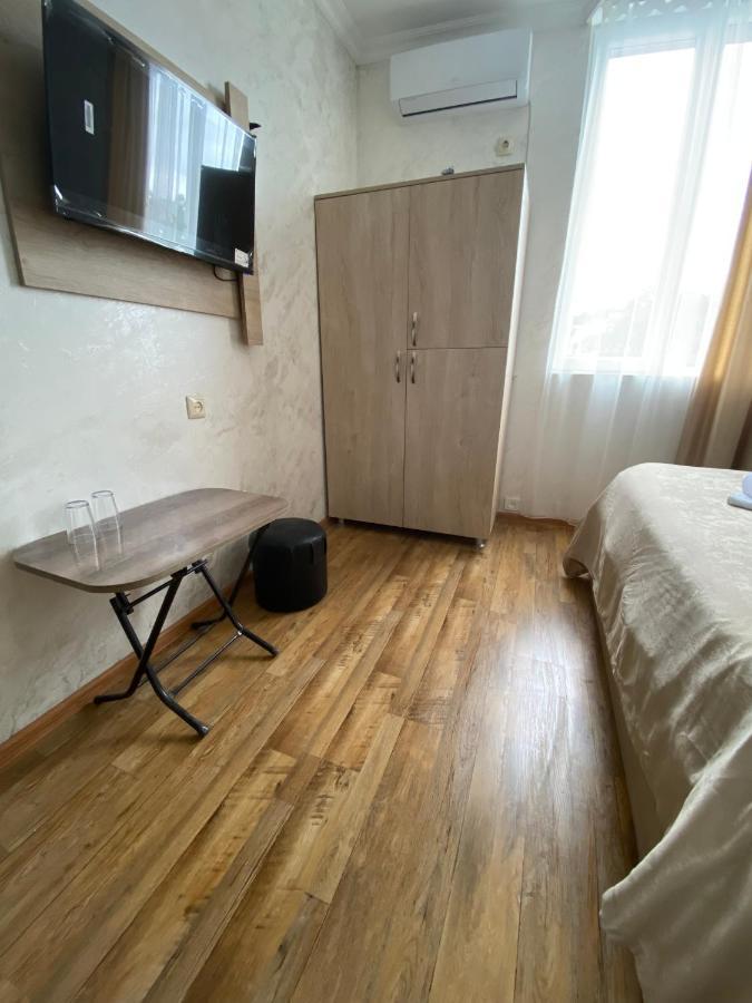Holiday House Chkonia Hotel Batumi Exterior foto