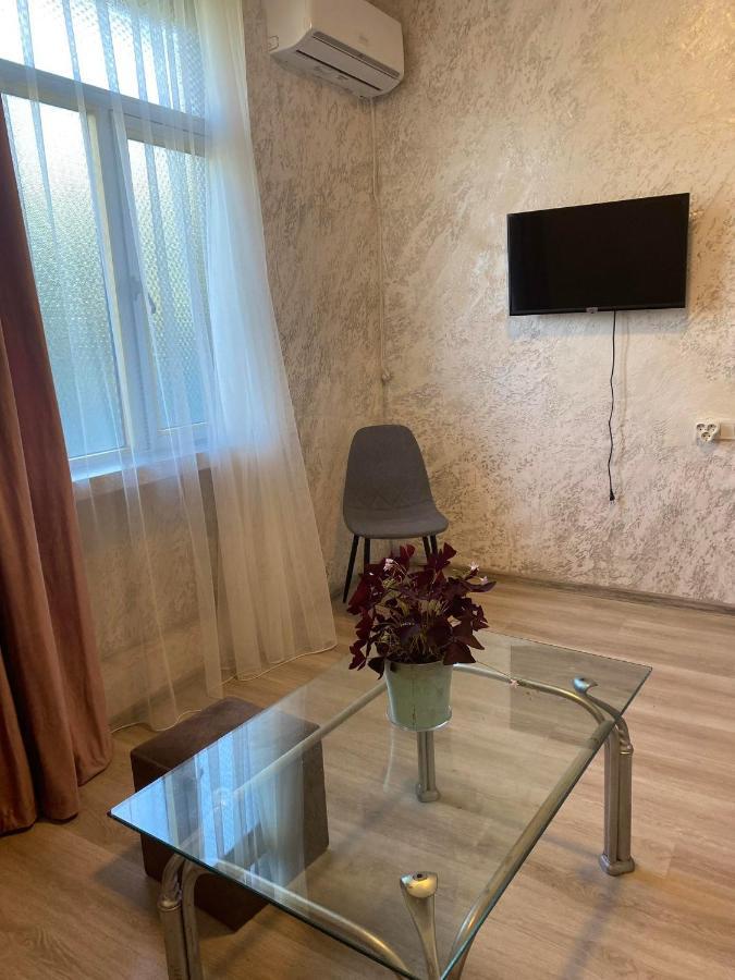 Holiday House Chkonia Hotel Batumi Exterior foto